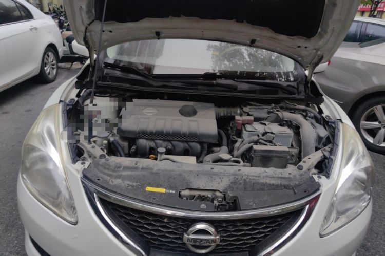 Used Nissan Tiida 2011 1.6L CVT Smart Version Engine Bay
