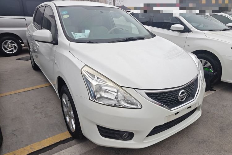 Used Nissan Tiida 2011 1.6L Manual Comfort Edition Exterior 2