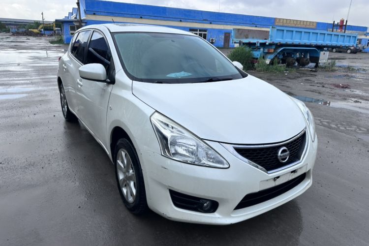 Used Nissan Tiida 2011 1.6L CVT Smart Version Exterior 2