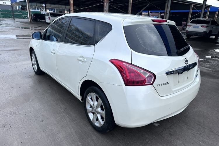 Used Nissan Tiida 2011 1.6L CVT Smart Version Exterior 3