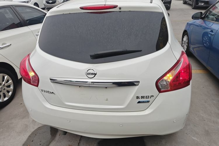 Used Nissan Tiida 2011 1.6L Manual Comfort Edition Exterior 4