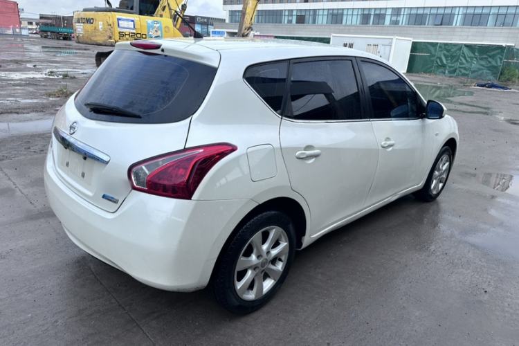 Used Nissan Tiida 2011 1.6L CVT Smart Version Exterior 5