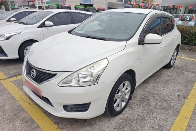 Ojetý Nissan Tiida 2011 1.6L CVT Comfort Model