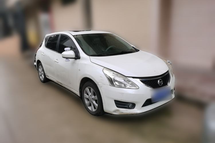 Used Nissan Tiida 2011 1.6L CVT Comfort Model Front Right 45 Deg
