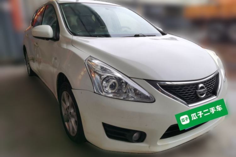 Used Nissan Tiida 2011 1.6L CVT Luxury Edition Front Right 45 Deg