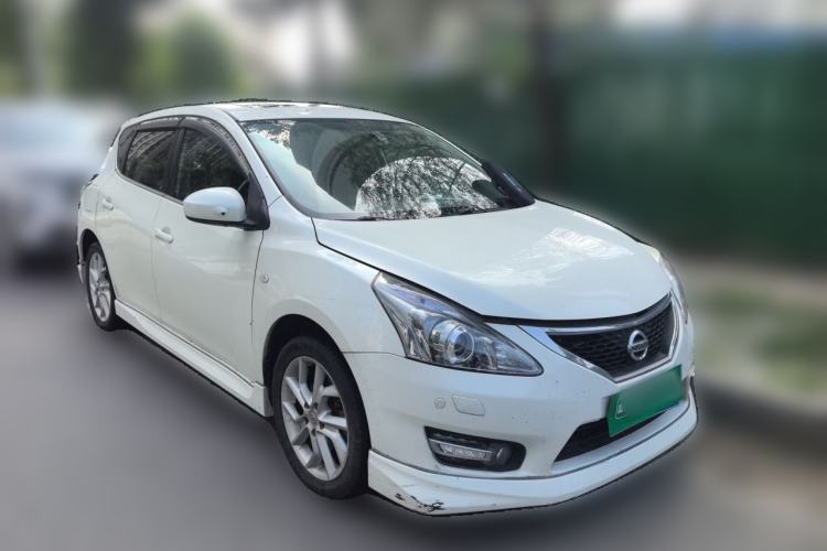 Used Nissan Tiida 2011 1.6T M-CVT Cool Edition Front Right 45 Deg