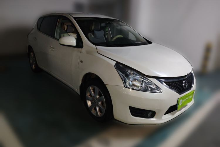 Used Nissan Tiida 2011 1.6L CVT Comfort Model Front Right 45 Deg
