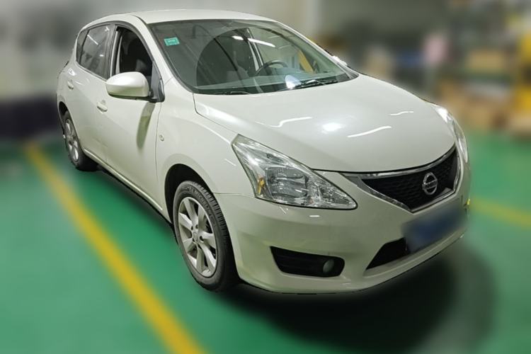 Used Nissan Tiida 2011 1.6L CVT Comfort Model Front Right 45 Deg