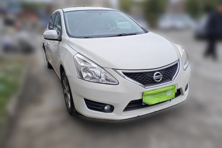 Used Nissan Tiida 2011 1.6L CVT Comfort Model Front Right 45 Deg