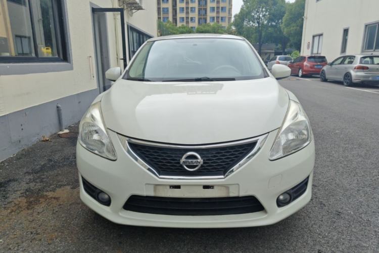 Used Nissan Tiida 2011 1.6L CVT Smart Version Front