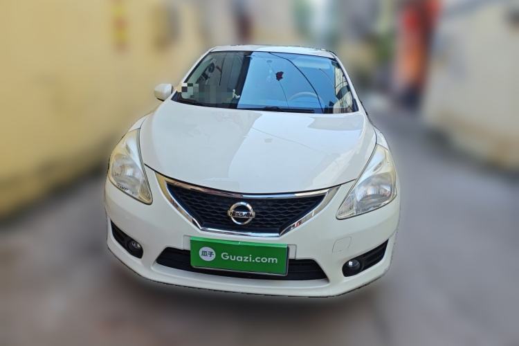 Used Nissan Tiida 2011 1.6L CVT Smart Version Front