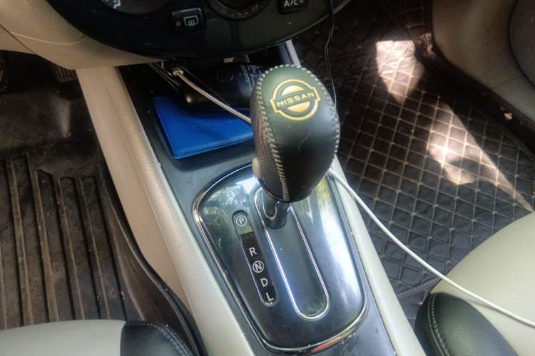 Used Nissan Tiida 2011 1.6L CVT Comfort Model Gear Lever