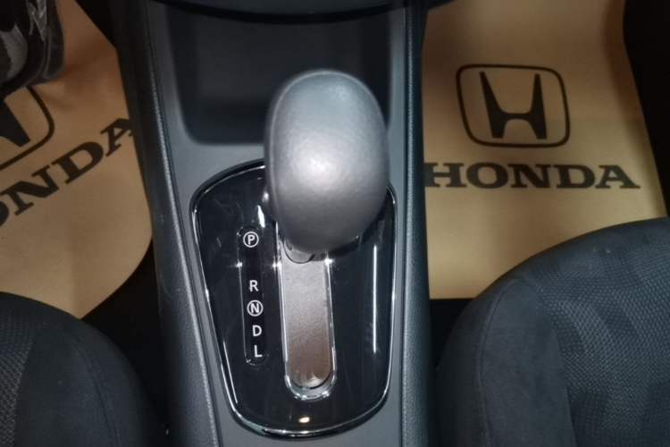 Used Nissan Tiida 2011 1.6L CVT Comfort Model Gear Lever