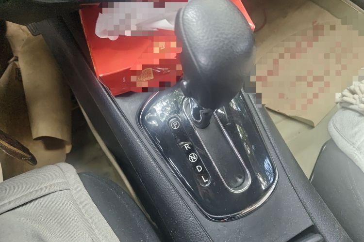 Used Nissan Tiida 2011 1.6L CVT Comfort Model Gear Lever