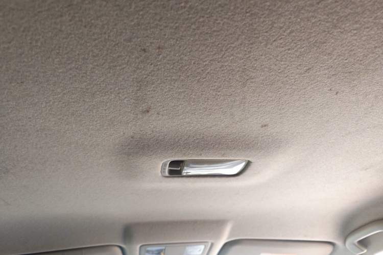 Used Nissan Tiida 2011 1.6L CVT Comfort Model Headliner