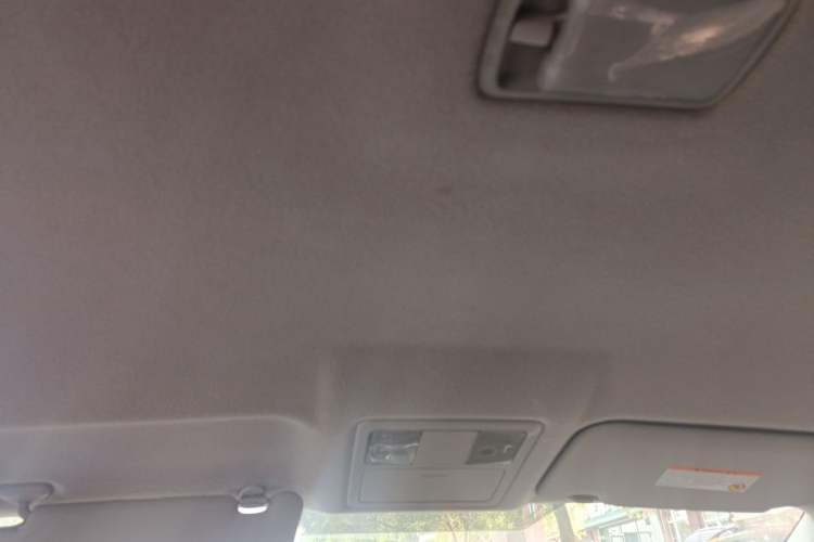 Used Nissan Tiida 2011 1.6L CVT Comfort Model Headliner