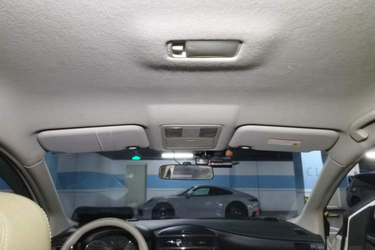 Used Nissan Tiida 2011 1.6L CVT Comfort Model Headliner