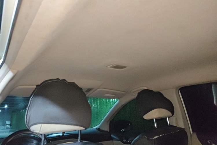 Used Nissan Tiida 2011 1.6L CVT Comfort Model Headliner