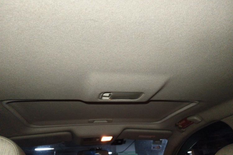 Used Nissan Tiida 2011 1.6L CVT Smart Version Headliner