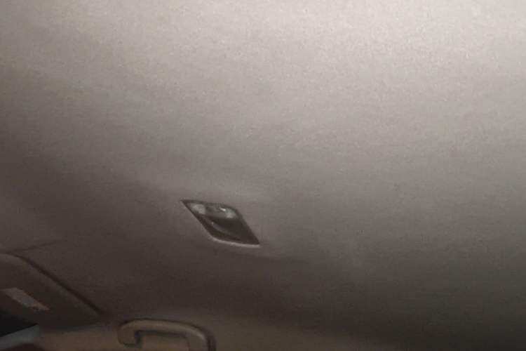 Used Nissan Tiida 2011 1.6L CVT Comfort Model Headliner