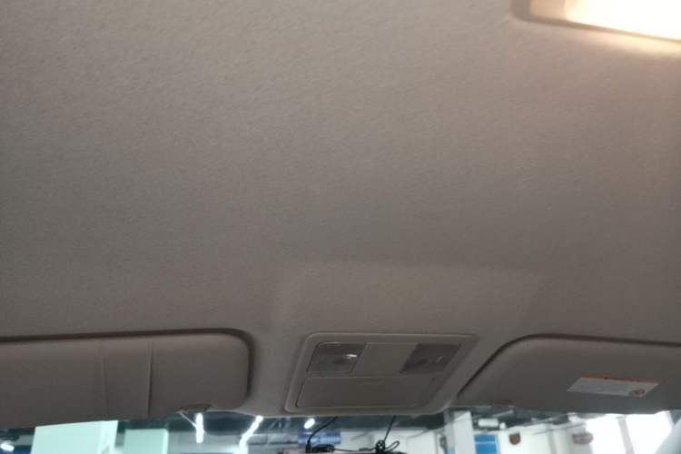 Used Nissan Tiida 2011 1.6L CVT Comfort Model Headliner
