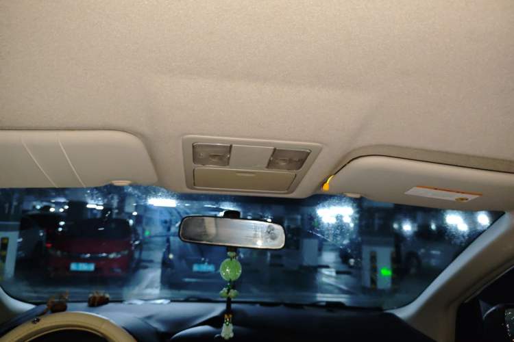 Used Nissan Tiida 2011 1.6L CVT Comfort Model Headliner