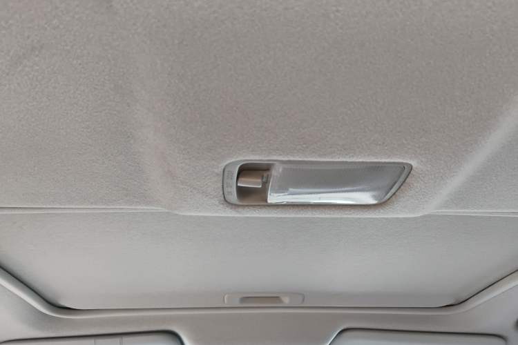 Used Nissan Tiida 2011 1.6L CVT Smart Version Headliner