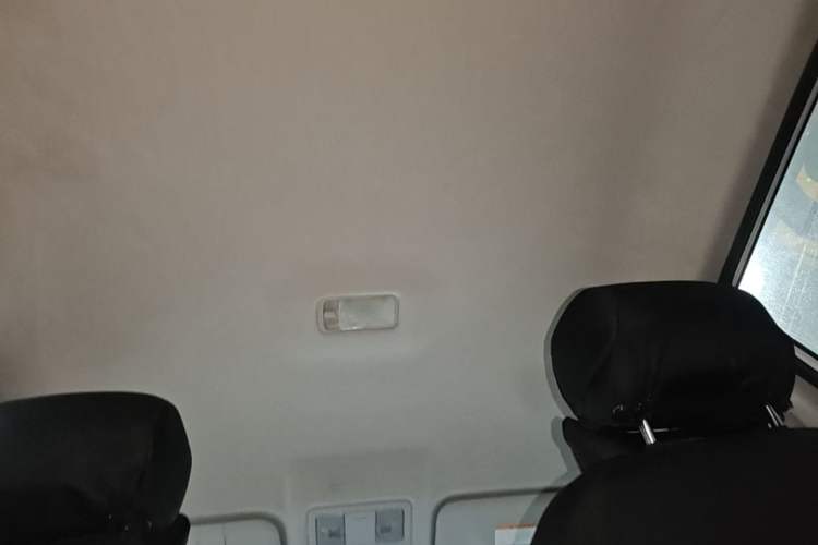 Used Nissan Tiida 2011 1.6L CVT Comfort Model Headliner