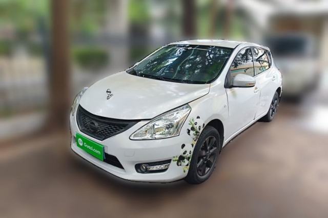 Ojetý Nissan Tiida 2011 1.6L Manual Comfort Edition