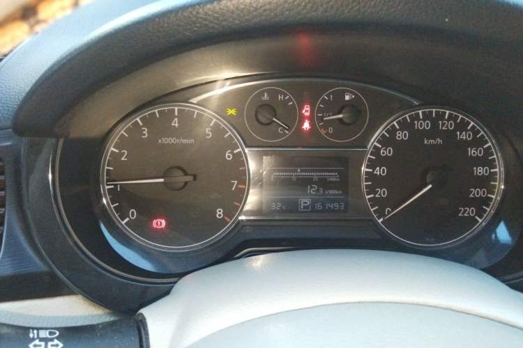 Used Nissan Tiida 2011 1.6L CVT Smart Version Instrument Cluster
