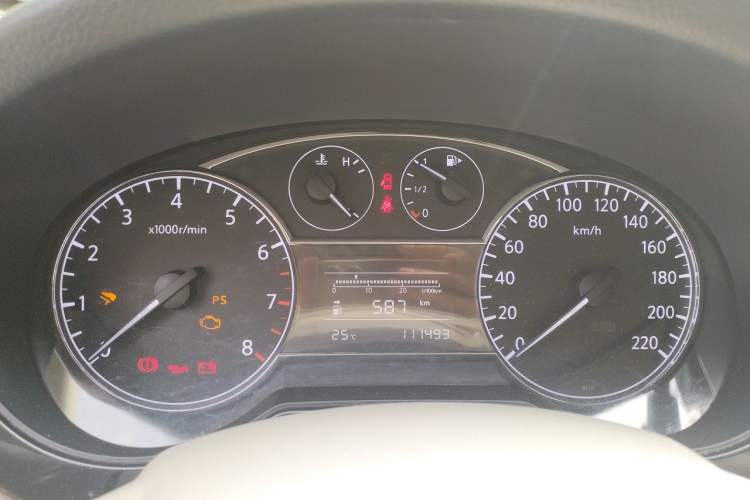 Used Nissan Tiida 2011 1.6L Manual Smart Version Instrument Cluster