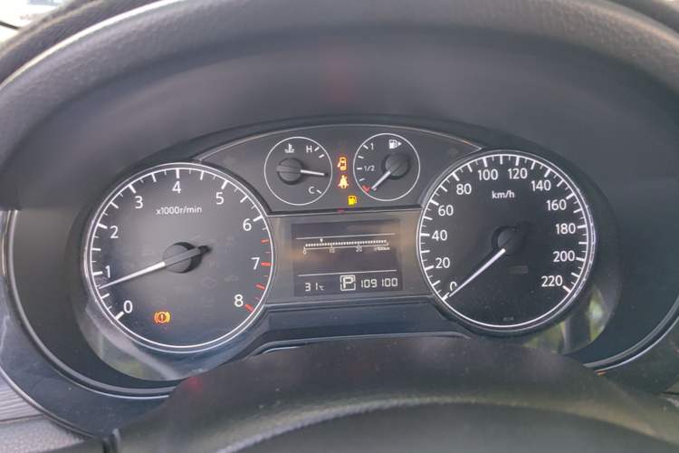 Used Nissan Tiida 2011 1.6L CVT Smart Version Instrument Cluster