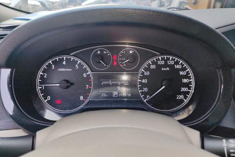 Used Nissan Tiida 2011 1.6L CVT Smart Version Instrument Cluster