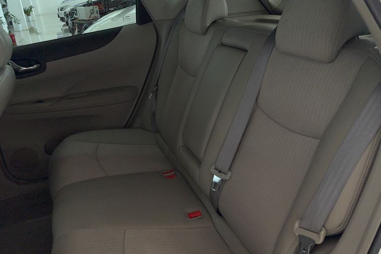 Used Nissan Tiida 2011 1.6L Manual Smart Version Interior 1
