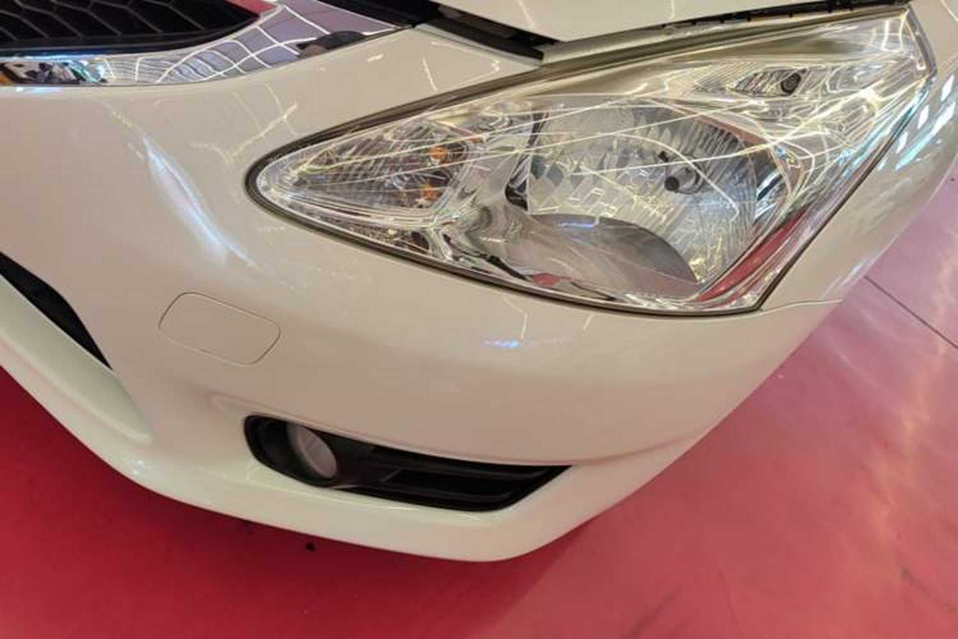 Used Nissan Tiida 2011 1.6L CVT Comfort Model Left Front Headlight