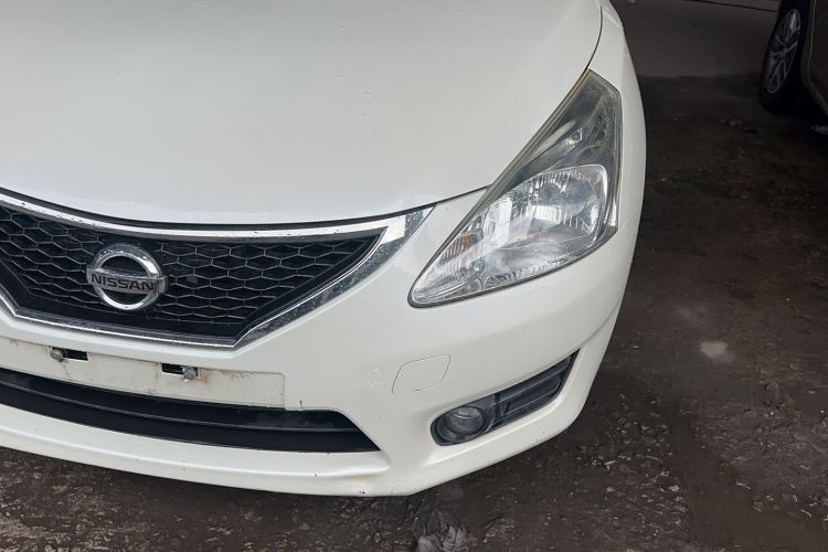 Used Nissan Tiida 2011 1.6L CVT Smart Version Left Front Headlight