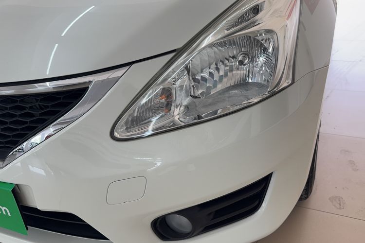 Used Nissan Tiida 2011 1.6L Manual Smart Version Left Front Headlight