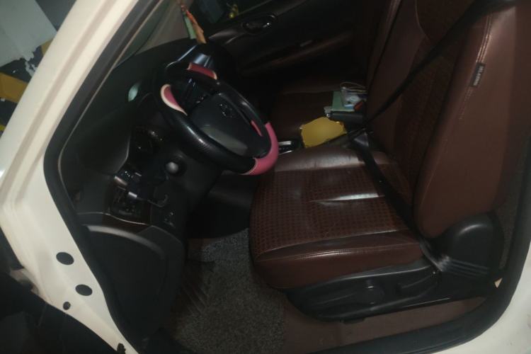 Used Nissan Tiida 2011 1.6L CVT Smart Version Left Front Seat