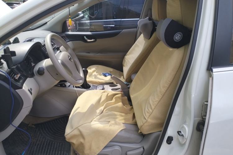 Used Nissan Tiida 2011 1.6L Manual Smart Version Left Front Seat