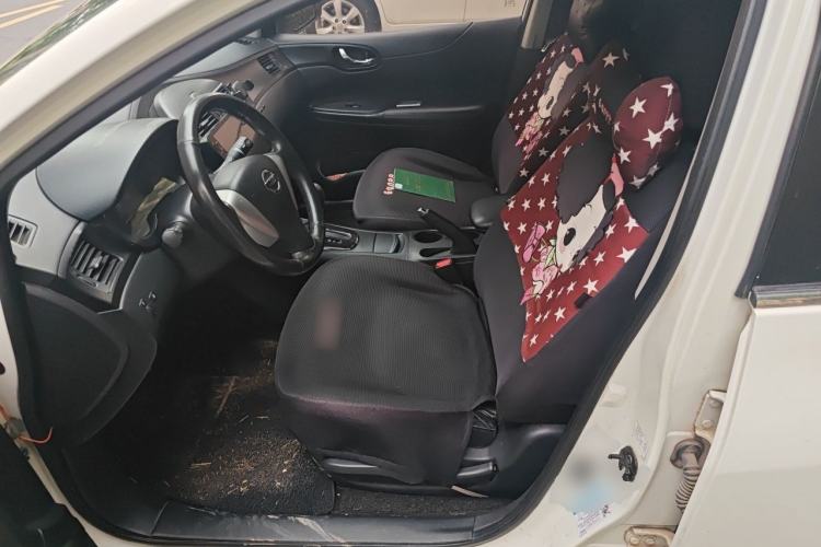 Used Nissan Tiida 2011 1.6L CVT Smart Version Left Front Seat