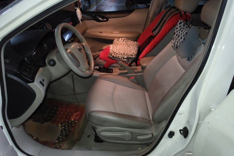 Used Nissan Tiida 2011 1.6L CVT Smart Version Left Front Seat