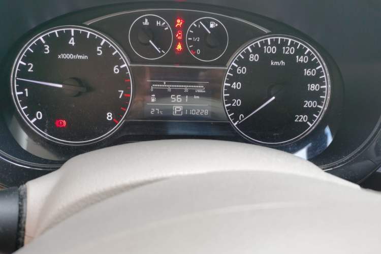 Used Nissan Tiida 2011 1.6L CVT Comfort Model Odometer Close Up