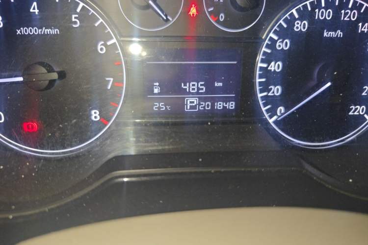 Used Nissan Tiida 2011 1.6L CVT Comfort Model Odometer Close Up