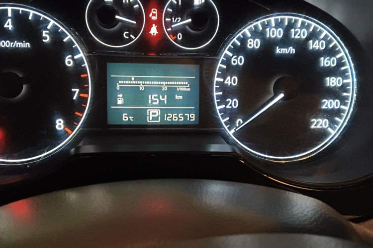 Used Nissan Tiida 2011 1.6L CVT Comfort Model Odometer Close Up
