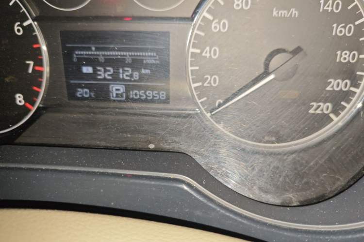 Used Nissan Tiida 2011 1.6L CVT Comfort Model Odometer Close Up