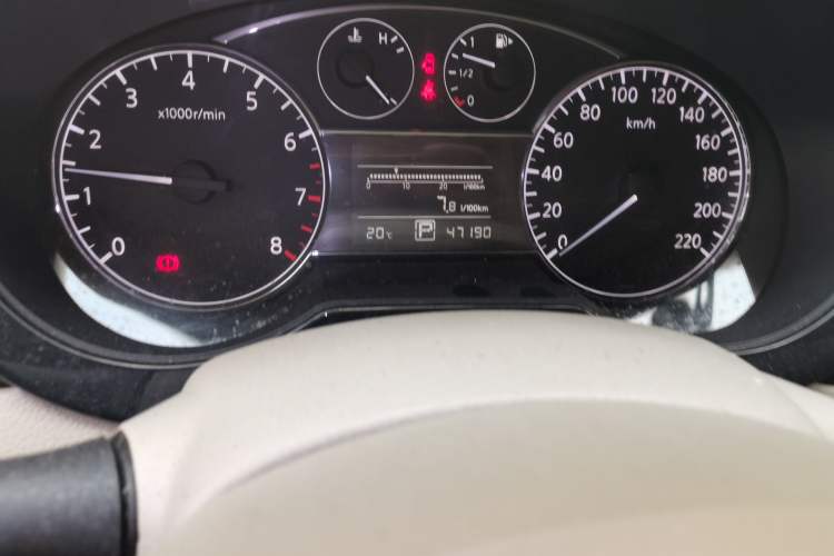 Used Nissan Tiida 2011 1.6L CVT Comfort Model Odometer Close Up