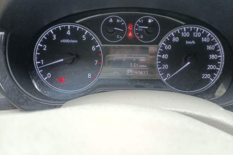 Used Nissan Tiida 2011 1.6L CVT Comfort Model Odometer Close Up