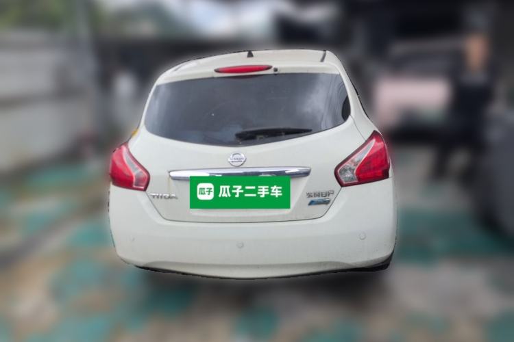 Used Nissan Tiida 2011 1.6L CVT Luxury Edition Rear