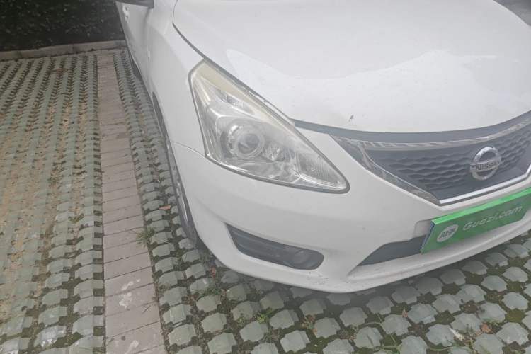 Used Nissan Tiida 2011 1.6L CVT Smart Version Right Front Headlight