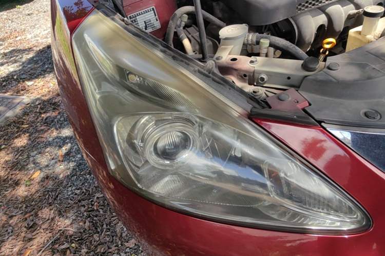 Used Nissan Tiida 2011 1.6L CVT Smart Version Right Front Headlight